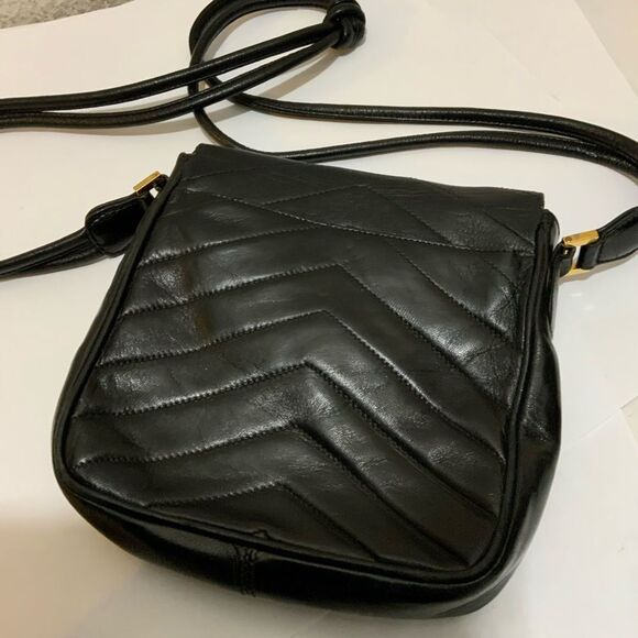 Chanel Vintage CC Turnlock Crossbody Bag Envelope Flap Chevron Lambskin Mini - Picture 6 of 16